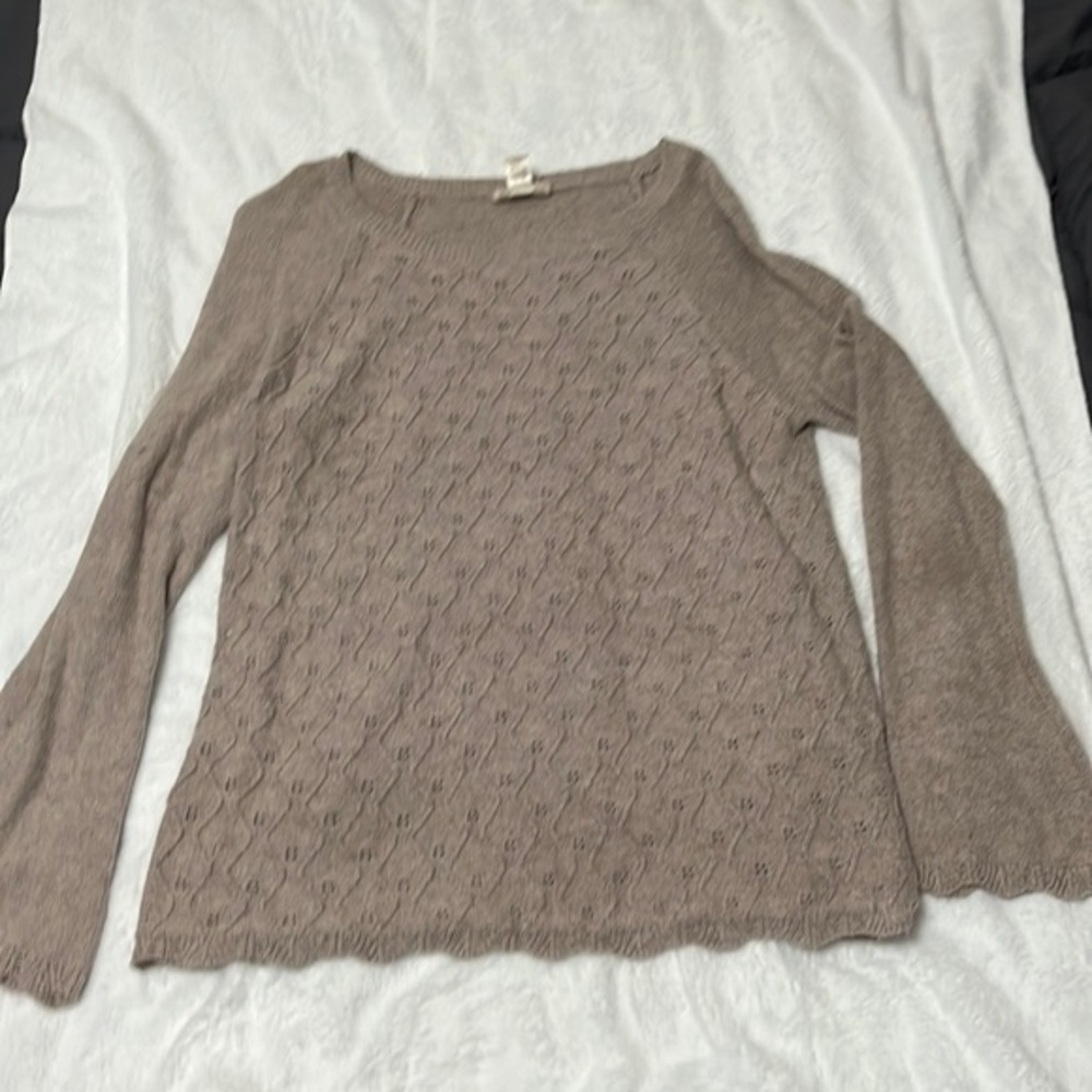 Loft Woman’s sweater